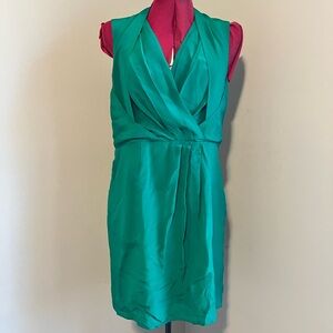 Greylin 100% silk Elegant Green Sleeveless Dress